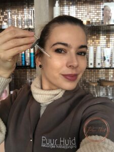 schilvers verminderen, vochtinbrengen, huid bevochtigen, dag nacht serum, glow serum, droogtelijntjes verminderen, droogte lijntjes verminderen, schilvers verminderen, vochtinbrengen, huid bevochtigen, dag nacht serum, glow serum, droogtelijntjes verminderen, droogte lijntjes verminderen, Inci lijst Pascaud code H serum, Ingredienten Pascaud Code H serum, Pascaud Code H ingrediënten,