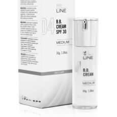 MeLine BB Cream voor alle huidtypes, hydrateert en verjongt de huid met UV bescherming.
