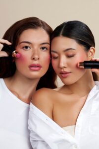 Young Blood Blush Stick make up, minerale make-up, dierproefvrije make-up, vegan makeup Blush, hoogwaardige makeup zonder parfum, mooie Blush stick zonder parfum